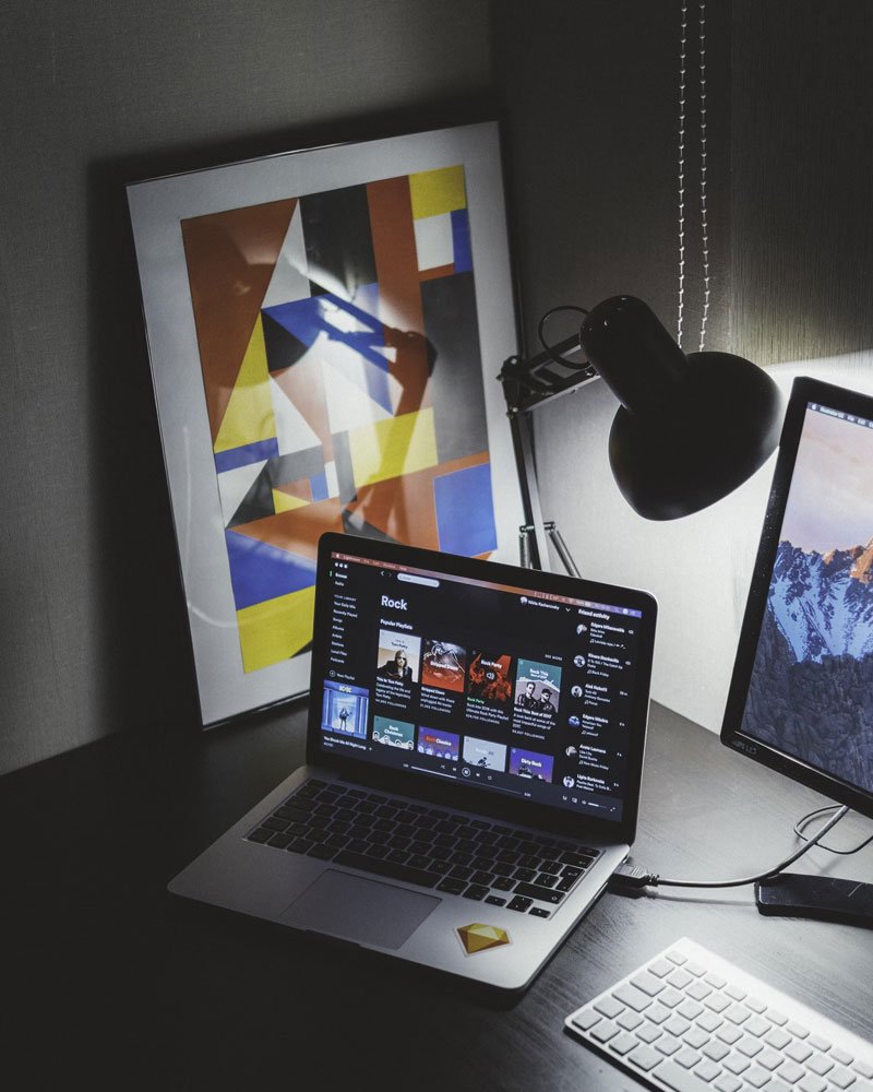 Graphics & Design